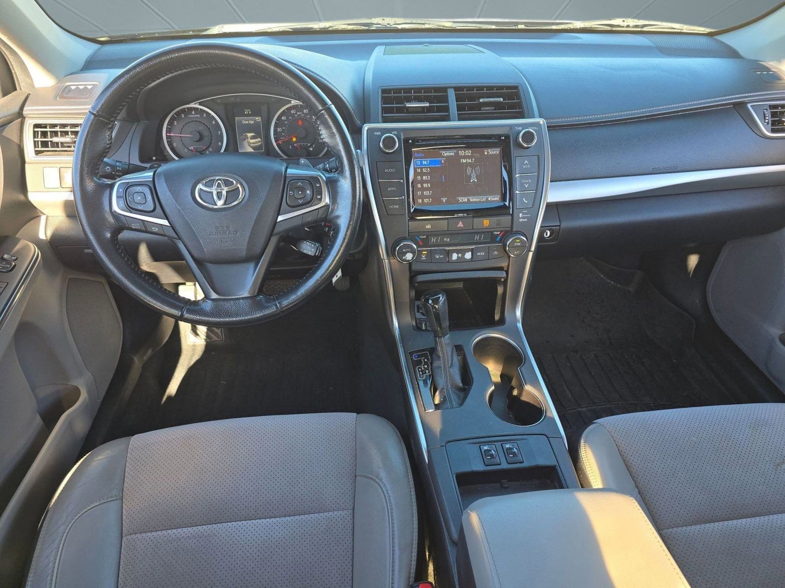 Used 2016 Toyota Camry XSE image 15