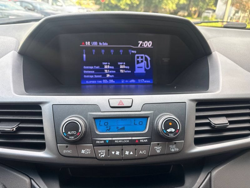 Used 2012 Honda Odyssey EX image 25