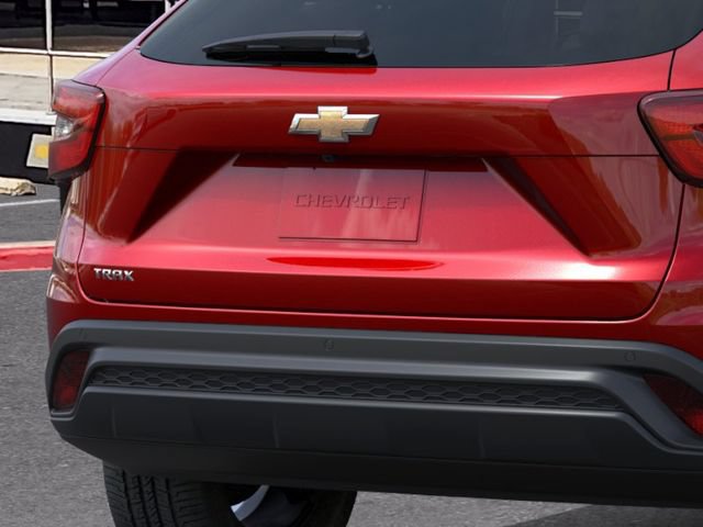 New 2026 Chevrolet Trax LS w/ LS Convenience Package FWD image 14