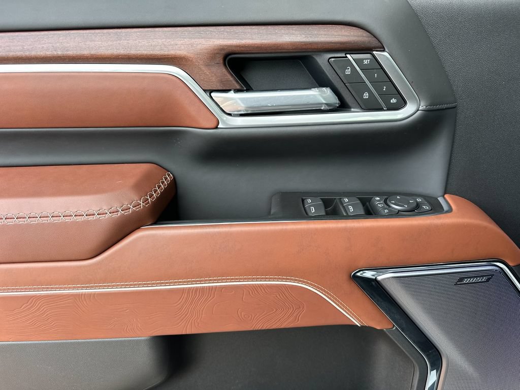 New 2026 GMC Sierra 2500 Denali Ultimate AWD/4WD image 10