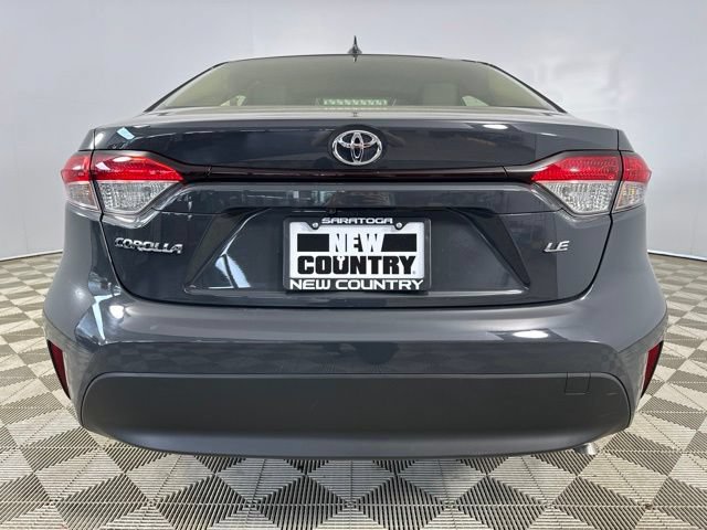 Used 2023 Toyota Corolla LE w/ Carpet Mat Package (TMS) FWD image 6