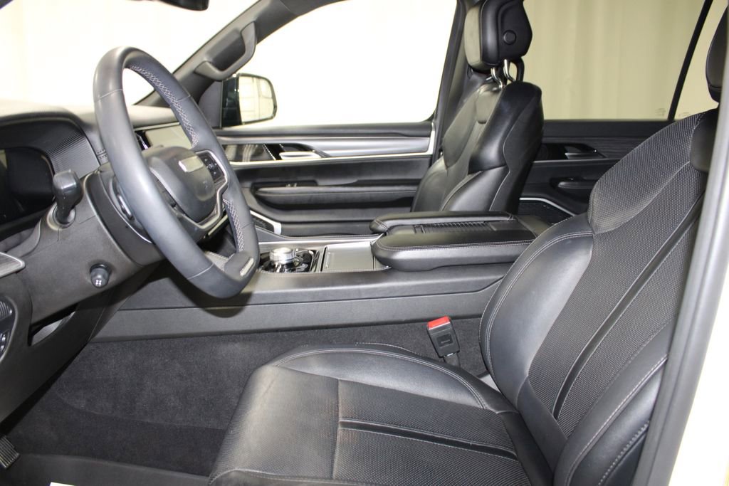 Used 2023 Jeep Wagoneer Series II image 14