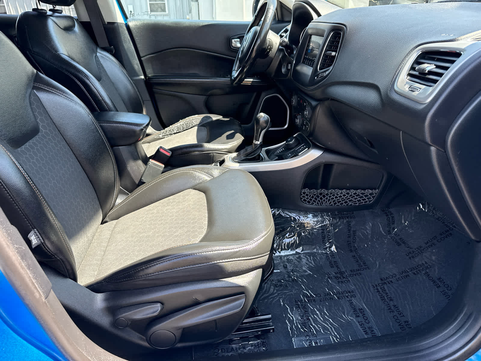 Used 2018 Jeep Compass Latitude w/ Popular Equipment Group AWD/4WD image 12