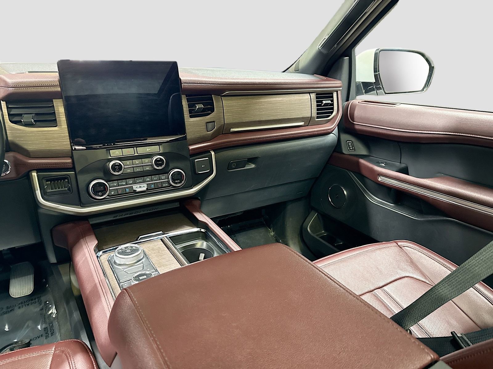 Used 2024 Ford Expedition Max Limited AWD/4WD image 27