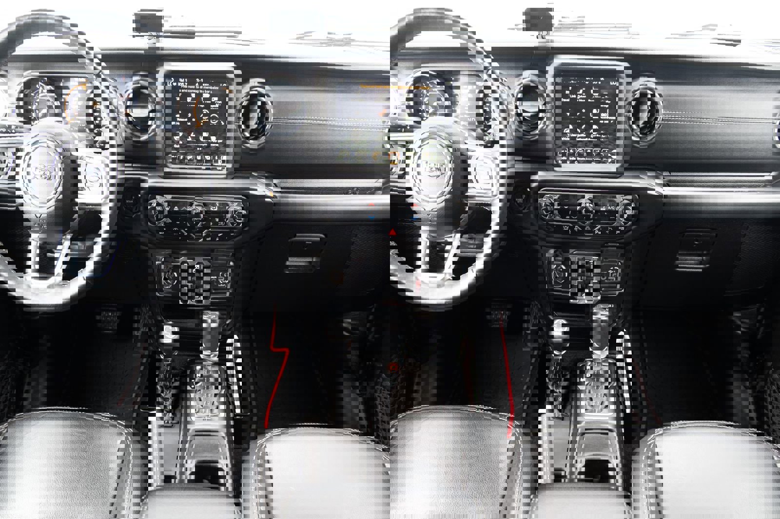 Used 2018 Jeep Wrangler Unlimited Sahara w/ Uconnect 4C Nav & Sound Group image 16