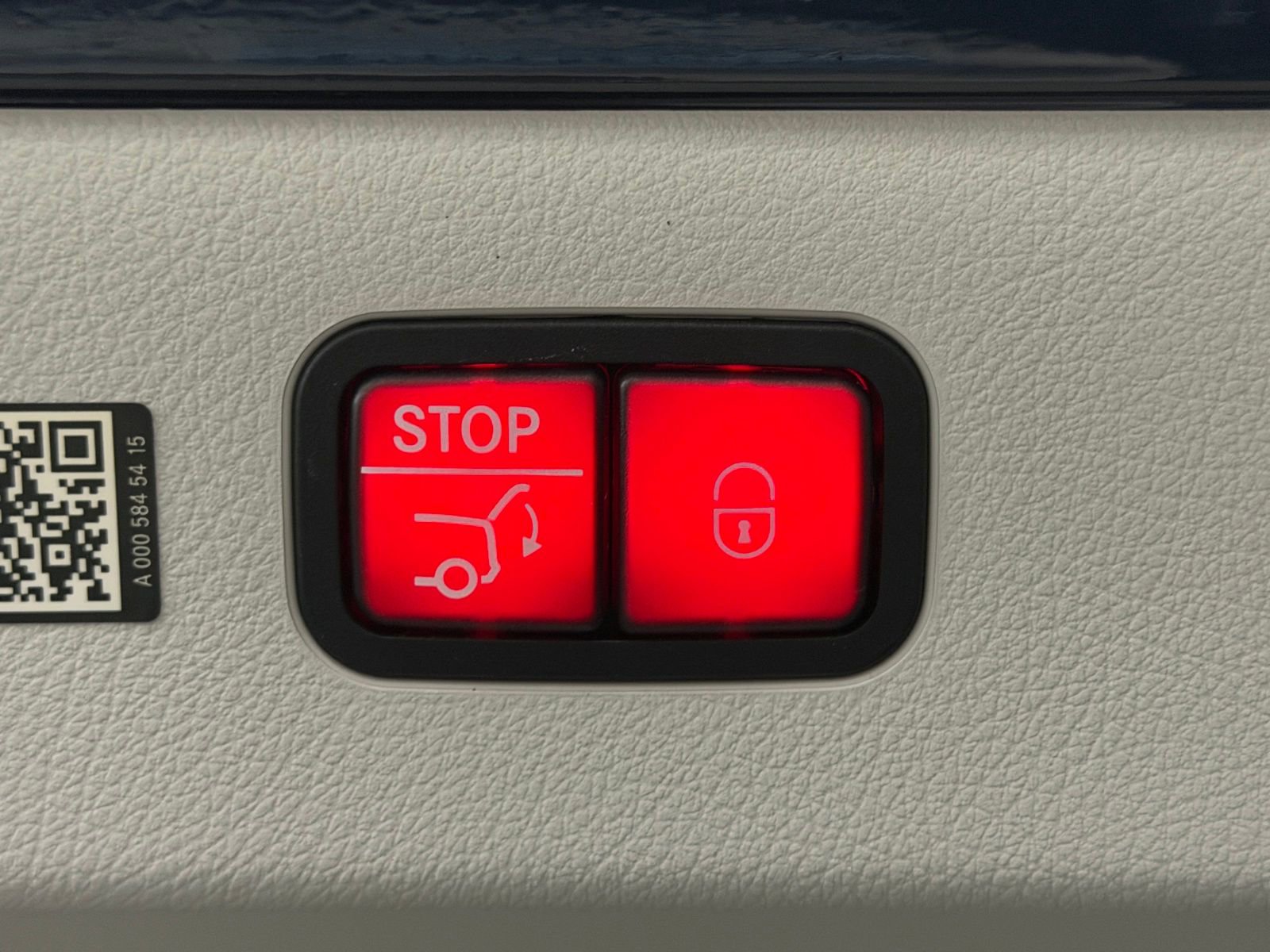 Certified 2023 Mercedes-Benz EQS 580 4MATIC Sedan image 16