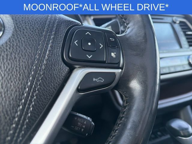 Used 2015 Toyota Highlander Limited Platinum image 34