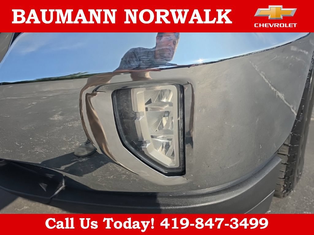 Used 2018 Chevrolet Silverado 1500 LT w/ All Star Edition AWD/4WD image 13
