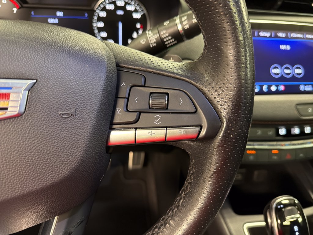 Used 2020 Cadillac XT4 Sport FWD image 31