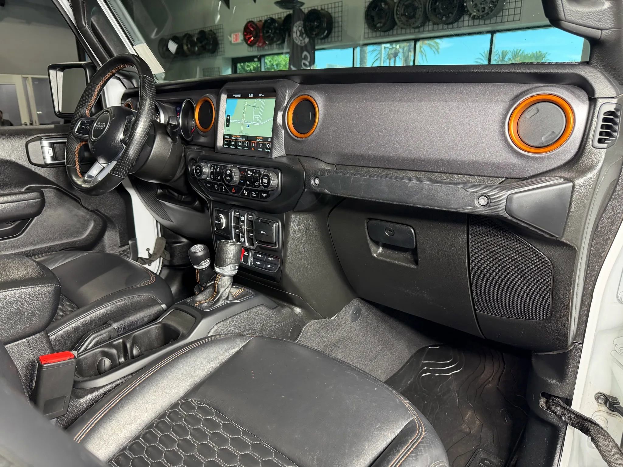 Used 2021 Jeep Gladiator Mojave AWD/4WD image 20