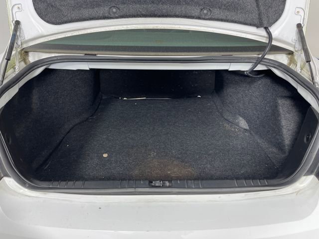 Used 2013 Chevrolet Impala LT FWD image 13