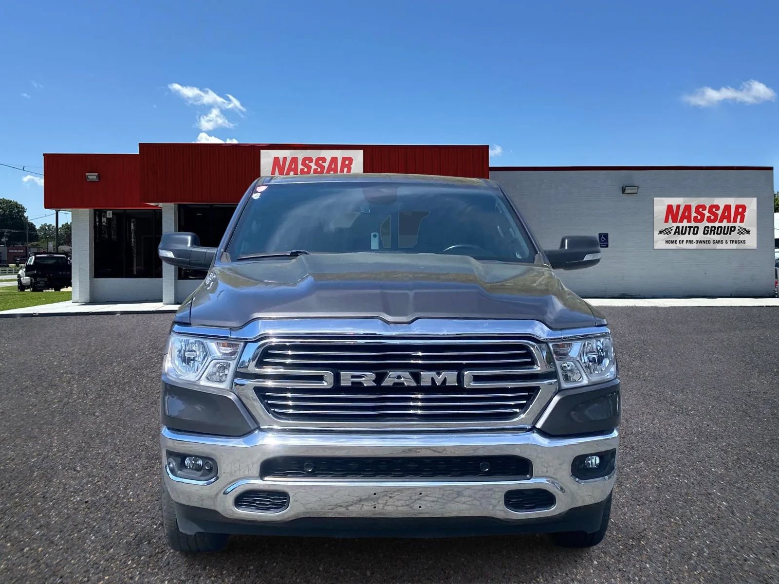Used 2021 RAM 1500 Big Horn AWD/4WD image 2