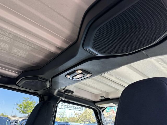 Used 2023 Jeep Gladiator Rubicon w/ LED Lighting Group image 15