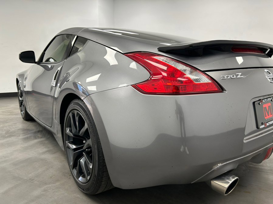 Used 2016 Nissan 370Z Touring Sport image 20