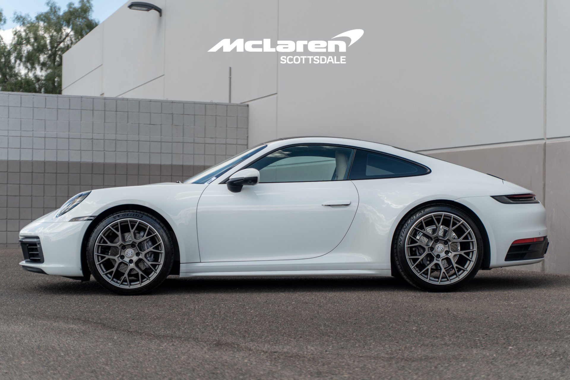 Used 2023 Porsche 911 Carrera RWD image 4