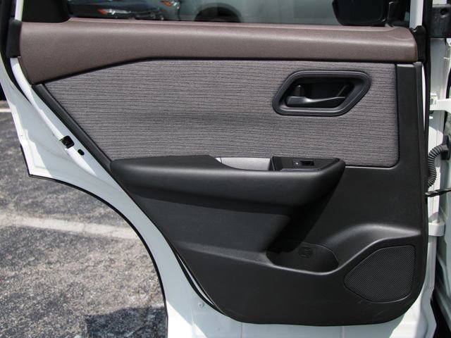 Certified 2023 Nissan Rogue S AWD/4WD image 23