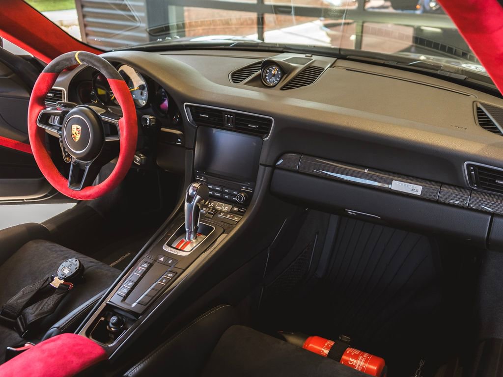 Used 2018 Porsche 911 GT2 RS image 12