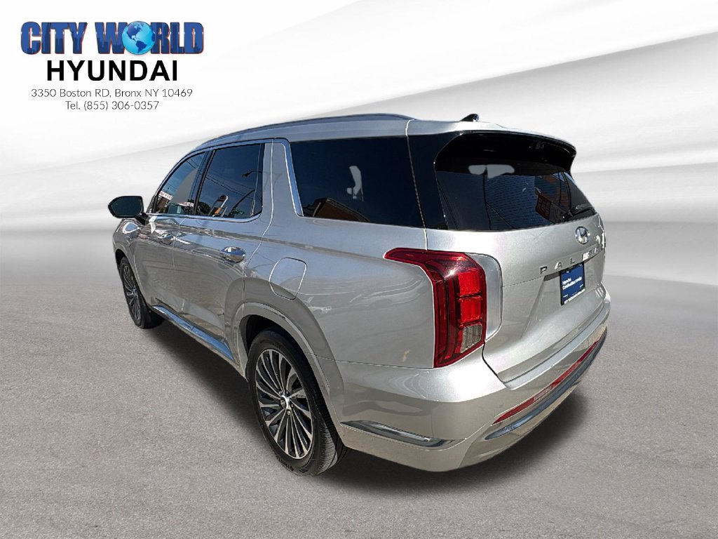 Used 2024 Hyundai Palisade Calligraphy AWD/4WD image 3