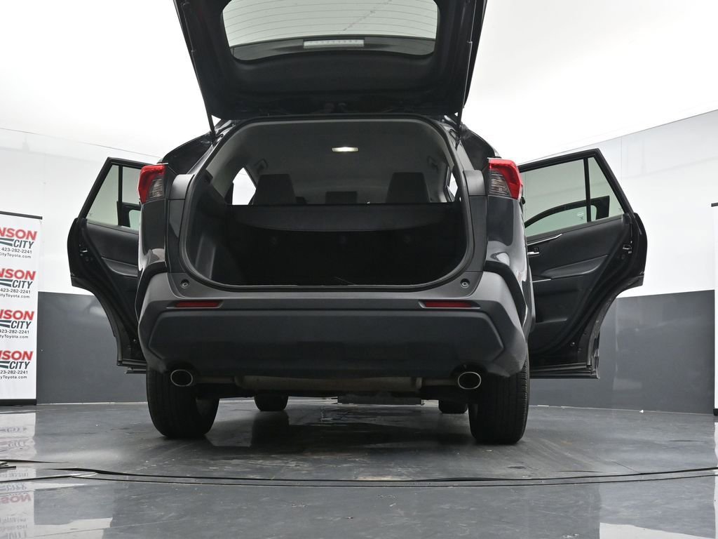Used 2024 Toyota RAV4 XLE image 29
