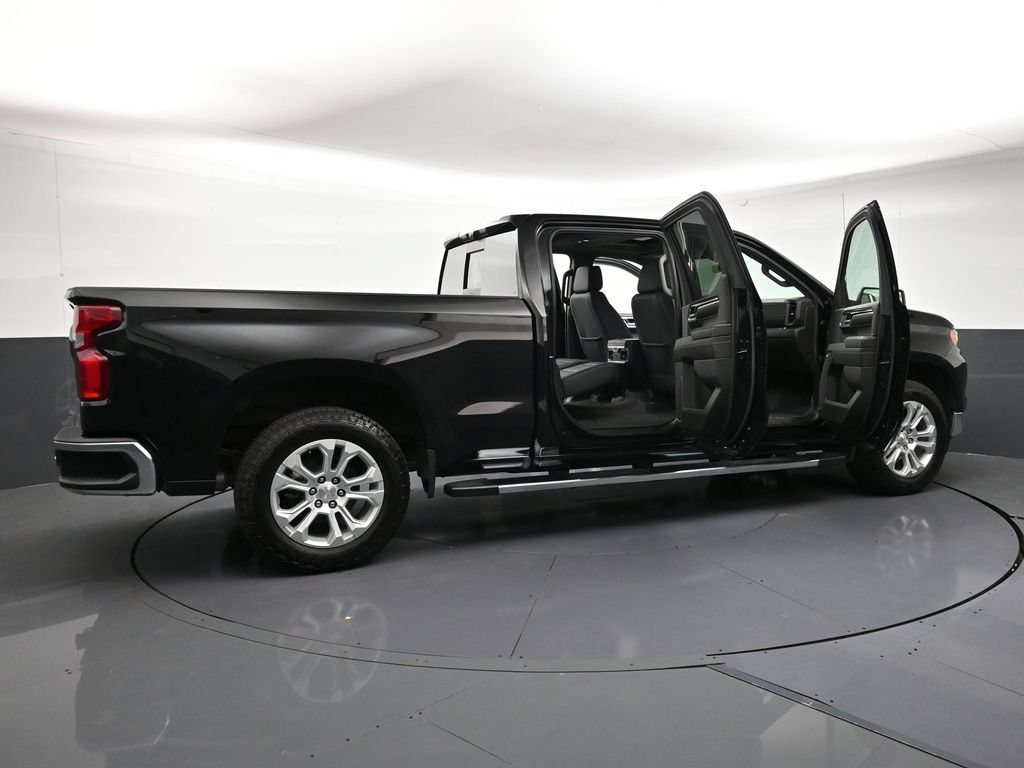 Certified 2023 Chevrolet Silverado 1500 LTZ w/ LTZ Premium Package AWD/4WD image 31