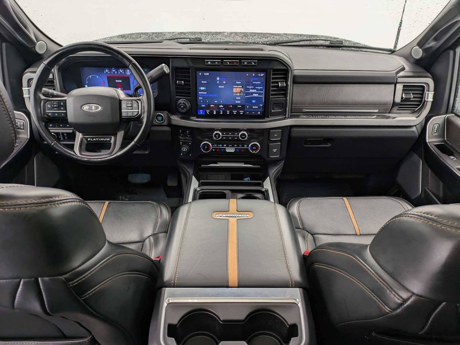 Used 2023 Ford F350 Platinum w/ Tremor Off-Road Package AWD/4WD image 17