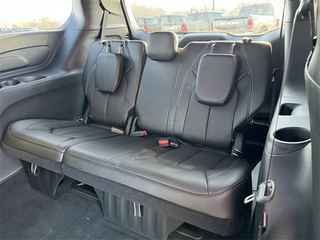 New 2026 Chrysler Pacifica Select image 6