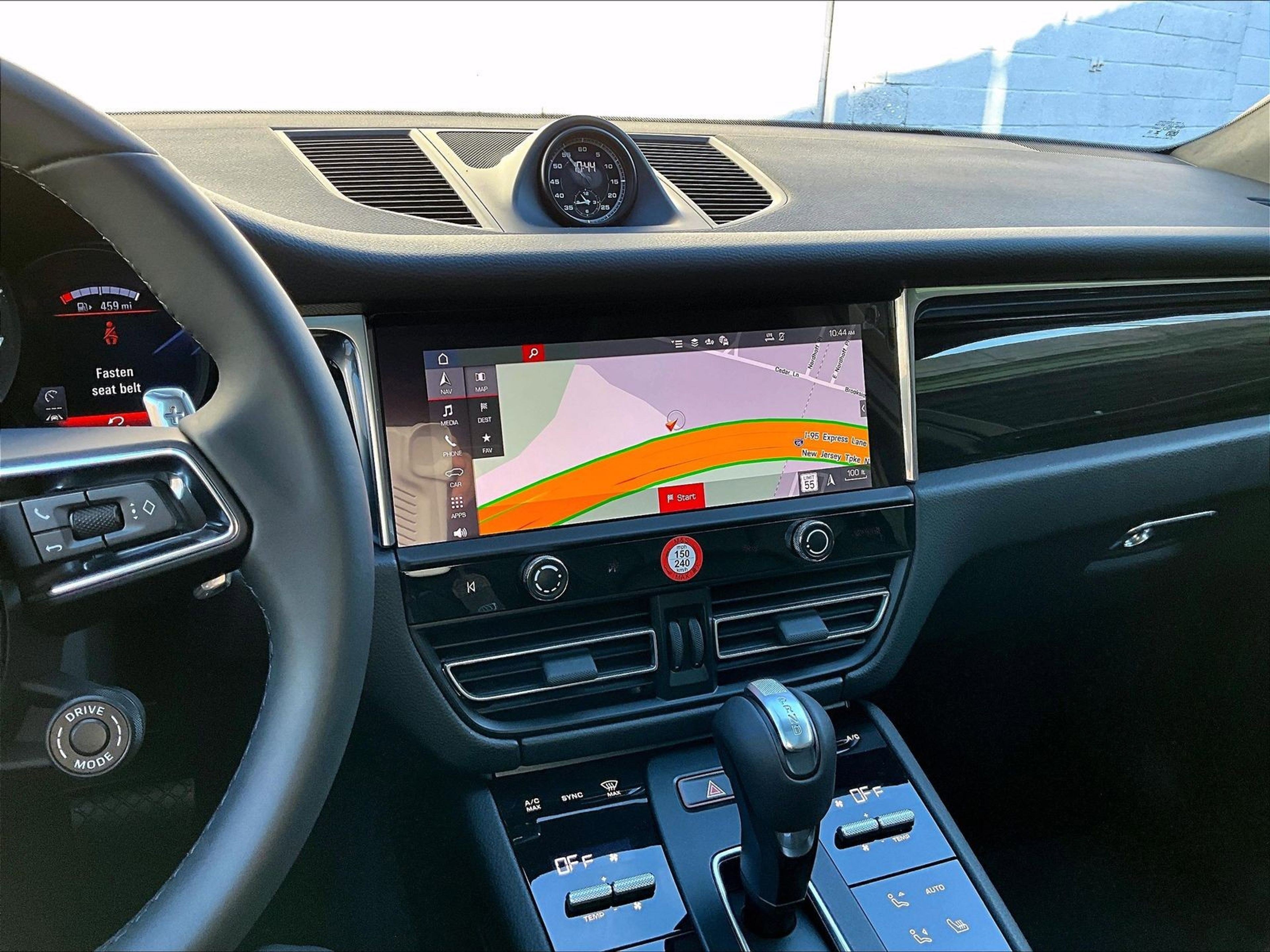 New 2026 Porsche Macan image 9