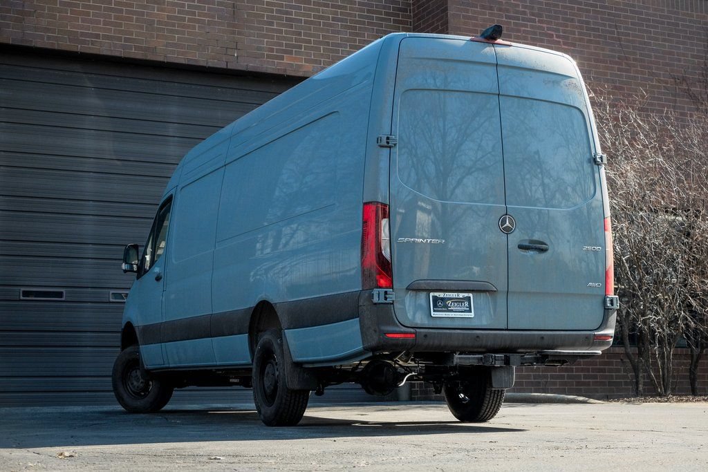 New 2026 Mercedes-Benz Sprinter 2500 image 2