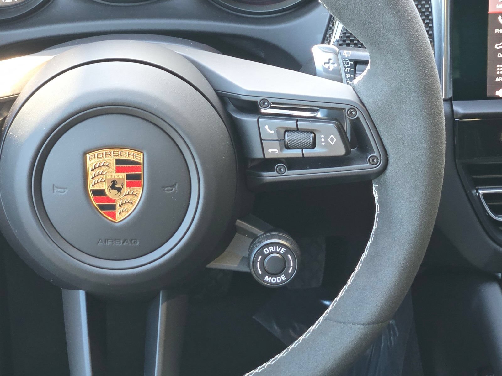 New 2026 Porsche Macan GTS AWD/4WD image 19