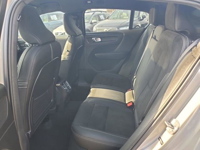 Used 2023 Volvo C40 P8 Recharge Ultimate w/ Protection Package Premier AWD/4WD image 28