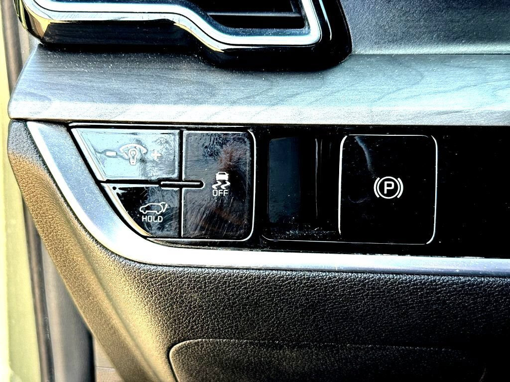 Used 2024 Kia Sportage X-Pro Prestige AWD/4WD image 17
