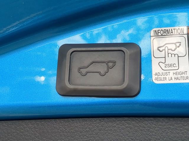 Used 2017 Toyota RAV4 Limited w/ Advanced Technology Package AWD/4WD image 15