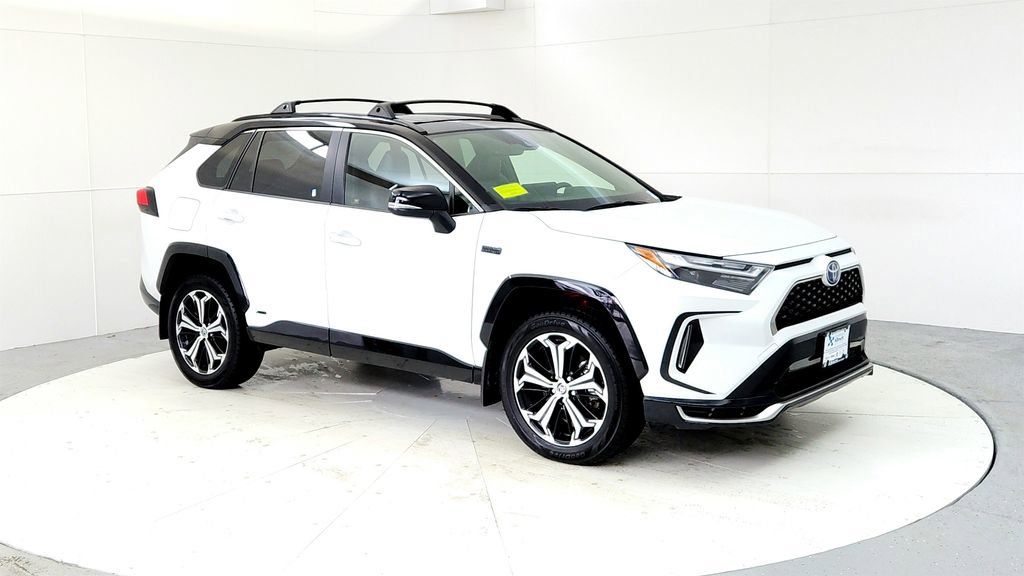 Certified 2023 Toyota RAV4 XSE w/ Weather Package AWD/4WD image 7