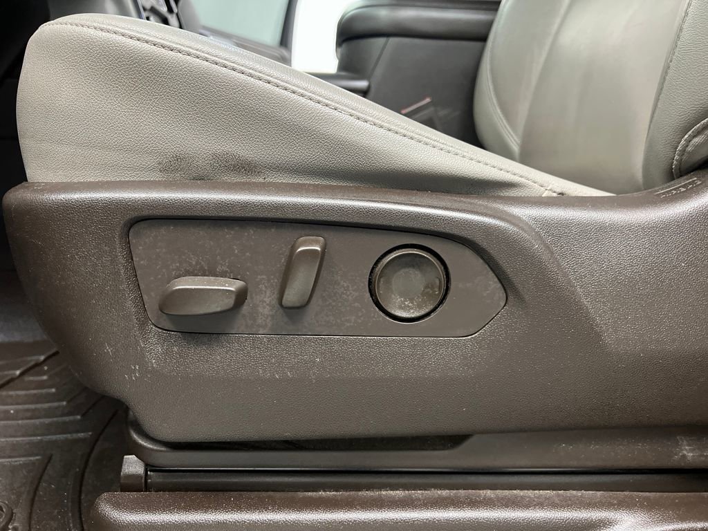 Used 2021 Chevrolet Suburban Z71 w/ Z71 Off-Road Package image 10