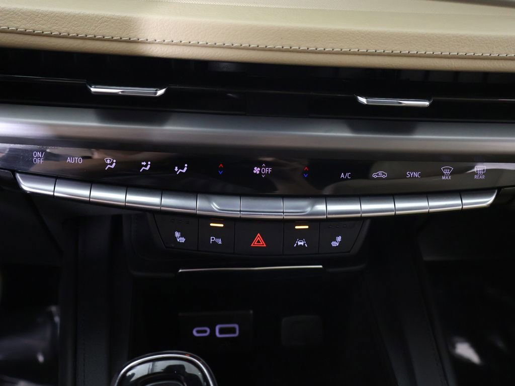 Used 2024 Cadillac XT4 Luxury image 51