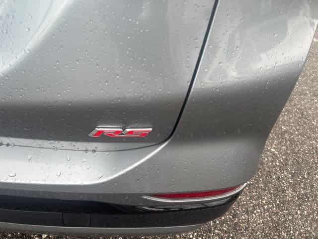 Used 2024 Chevrolet Equinox RS FWD image 11