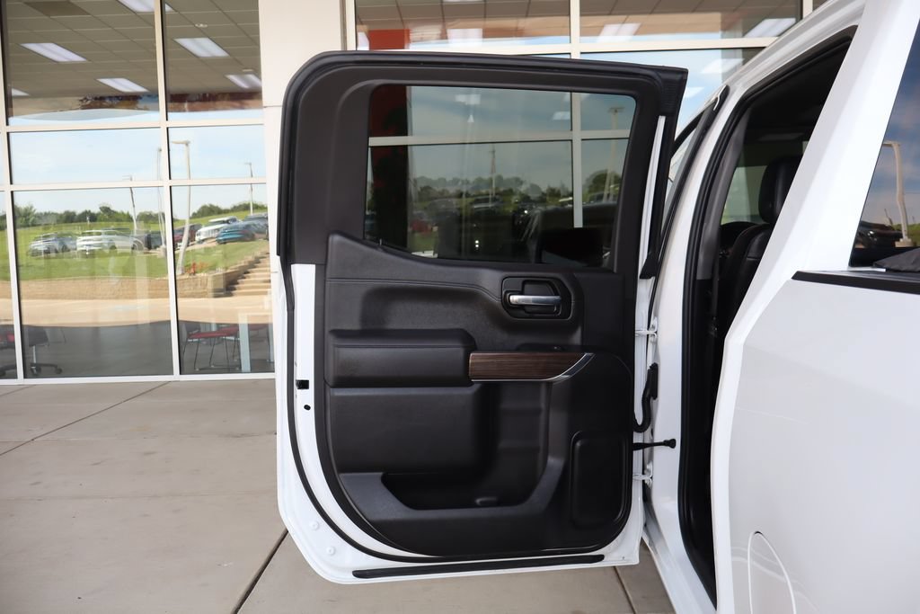 Used 2022 Chevrolet Silverado 1500 RST w/ Redline Edition AWD/4WD image 36