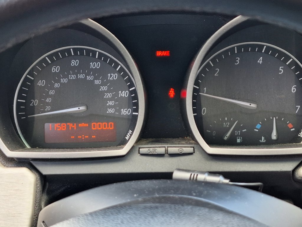 Used 2003 BMW Z4 2.5i RWD image 13