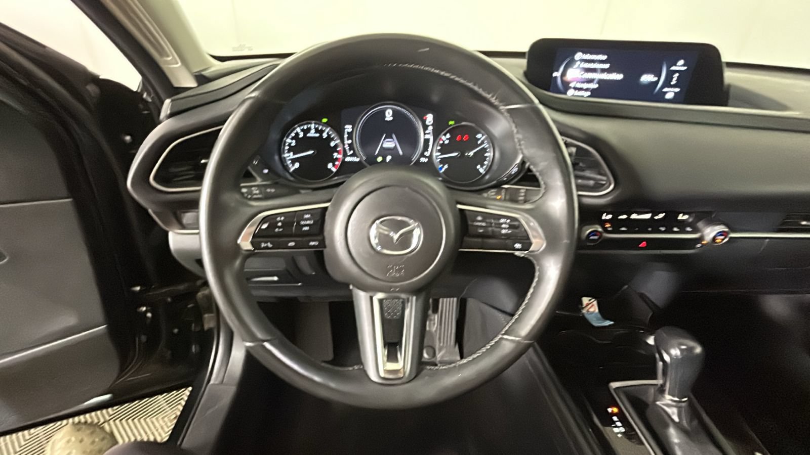 Used 2024 MAZDA CX-30 AWD 2.5 S w/ Select Sport Pkg image 17