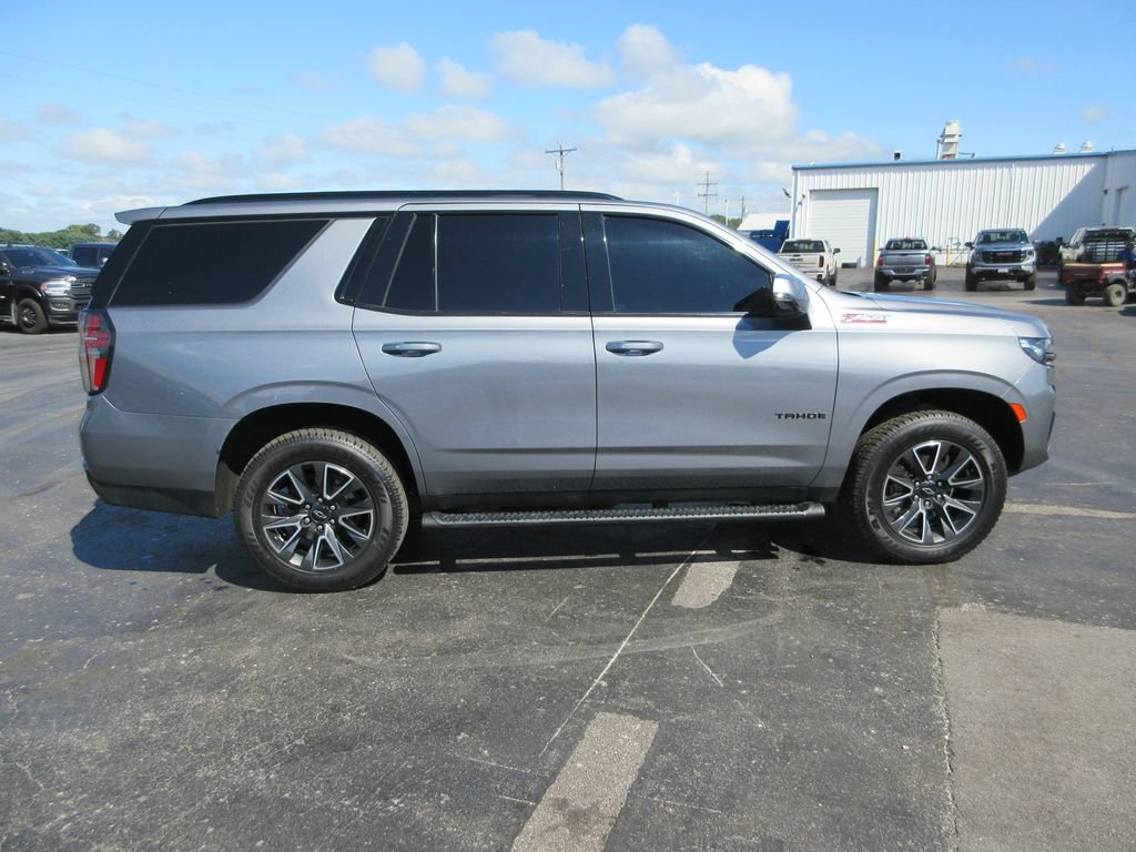 Used 2022 Chevrolet Tahoe Z71 w/ Z71 Off-Road Package AWD/4WD image 2