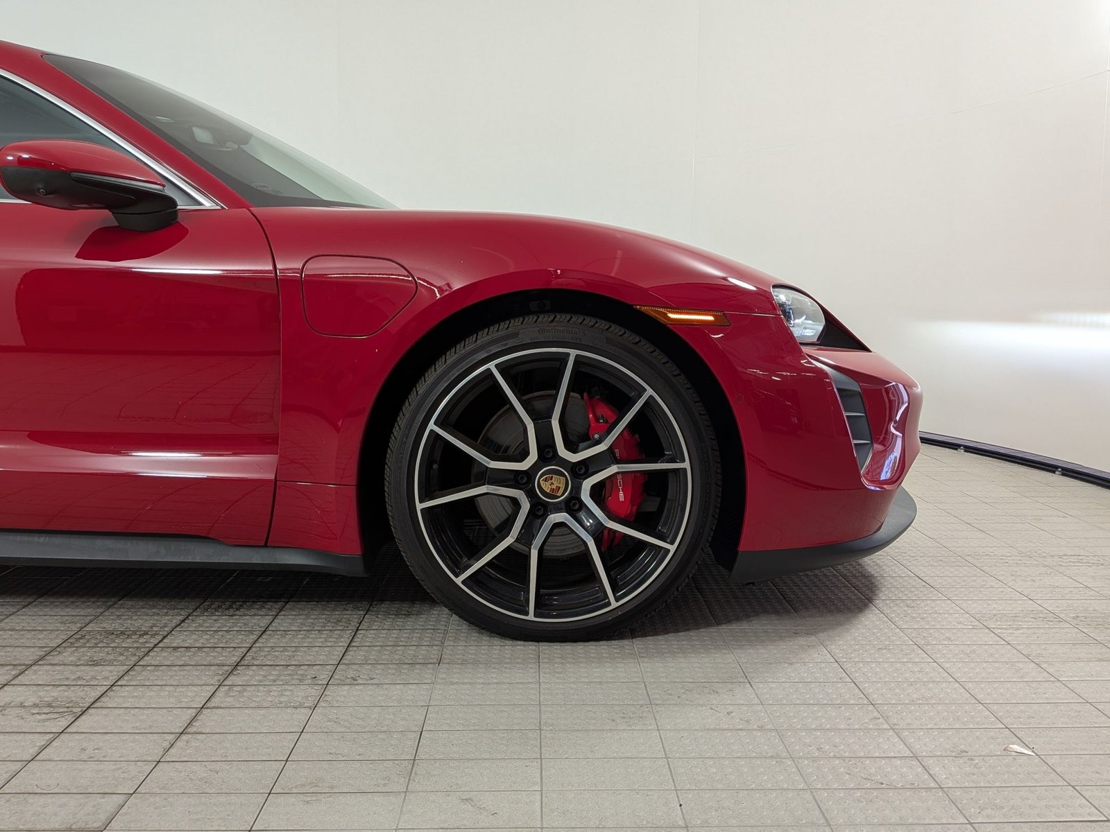 New 2024 Porsche Taycan 4S AWD/4WD image 11