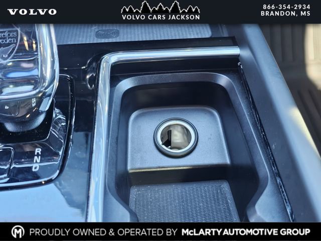 New 2026 Volvo XC60 B5 Plus w/ Protection Package Premier image 23