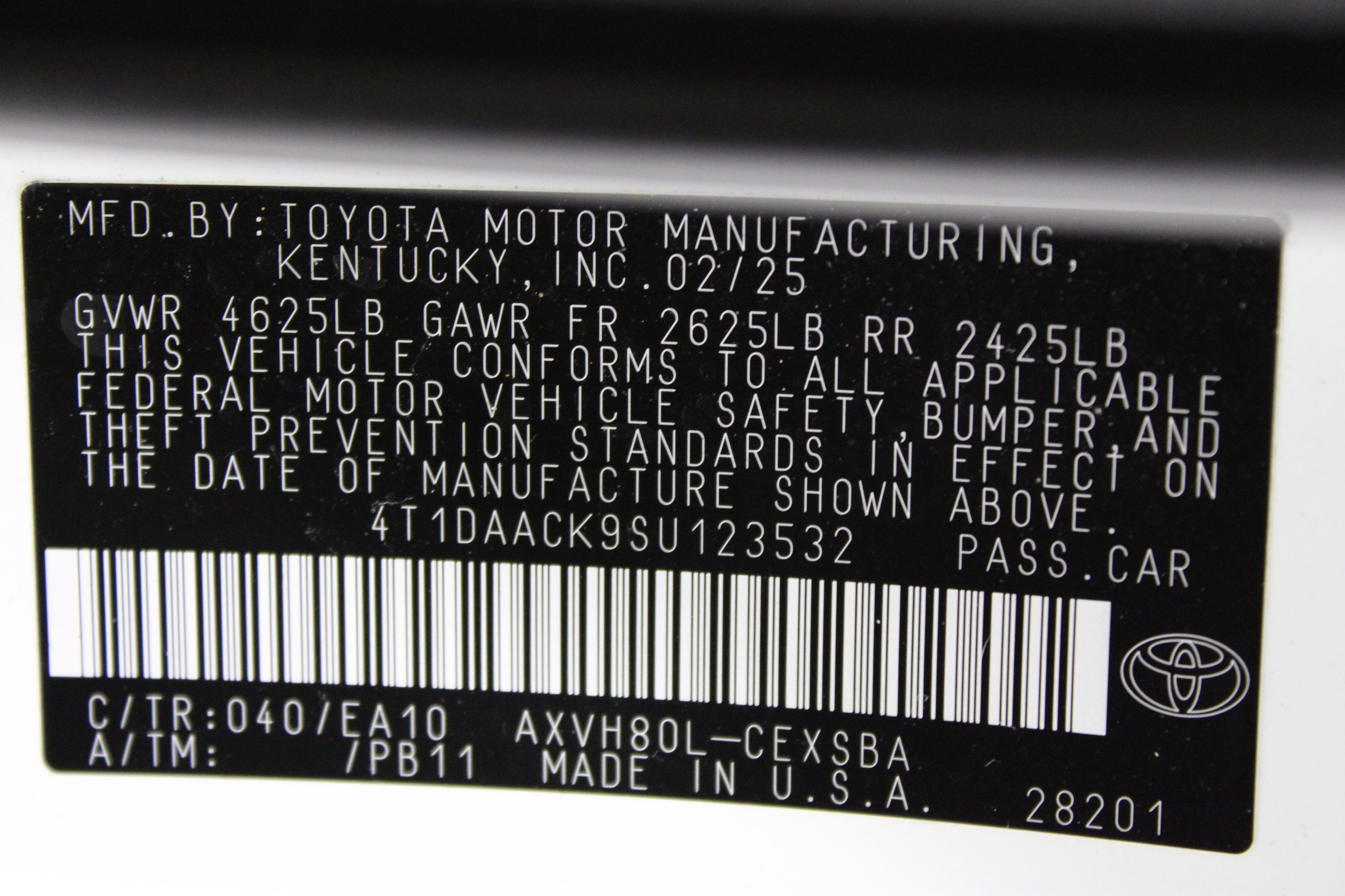 Used 2025 Toyota Camry SE w/ Convenience Package FWD image 40