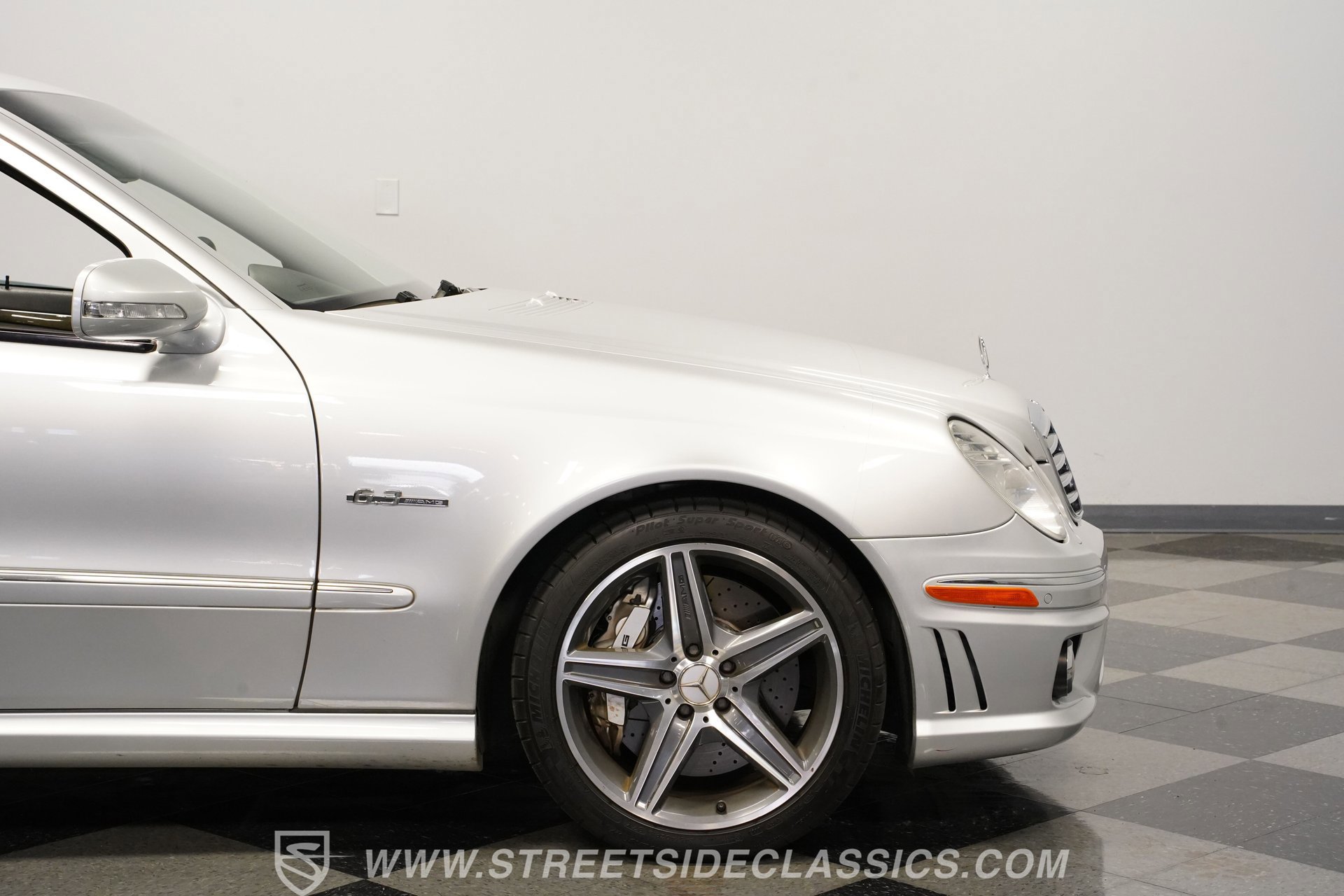 Used 2007 Mercedes-Benz E 63 AMG Sedan image 30