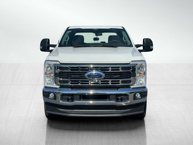 New 2026 Ford F250 XLT image 2