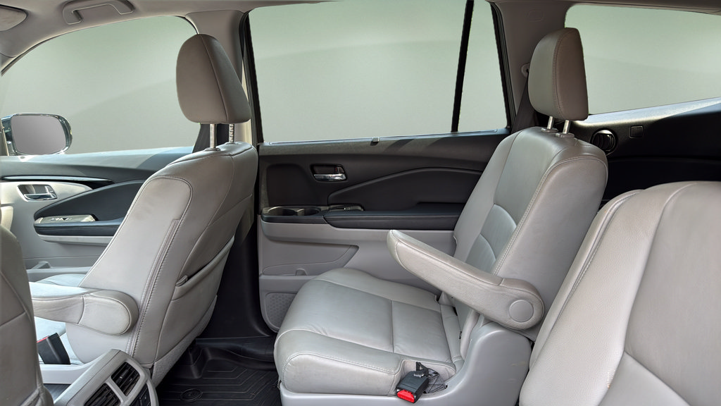 Used 2022 Honda Pilot Touring image 24