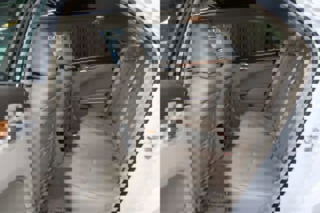 Used 2014 Chrysler 300 C w/ Light Group image 26