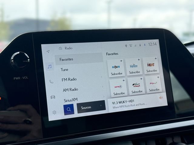 Used 2024 Lexus UX 250h AWD image 16