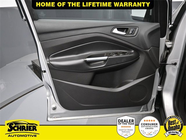 Used 2017 Ford Escape SE w/ Equipment Group 201A image 10