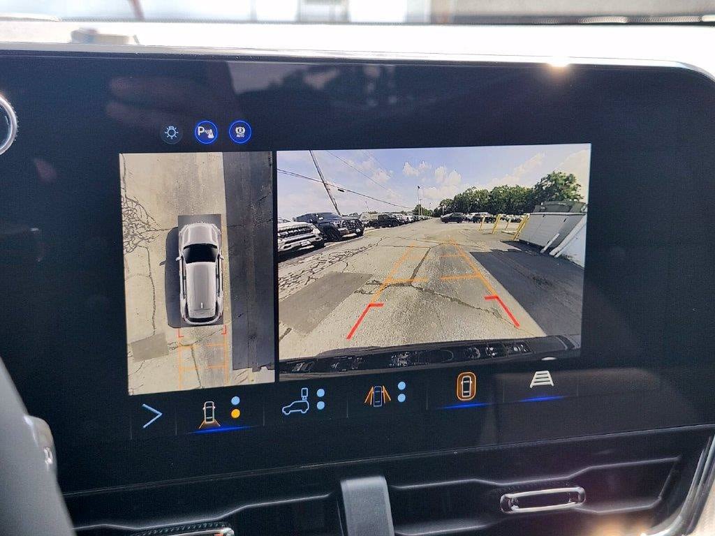 New 2027 Chevrolet Equinox RS w/ Safety and Technology Package AWD/4WD image 19